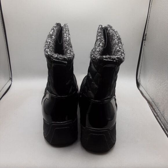 Black Boots - Picture 5 of 10